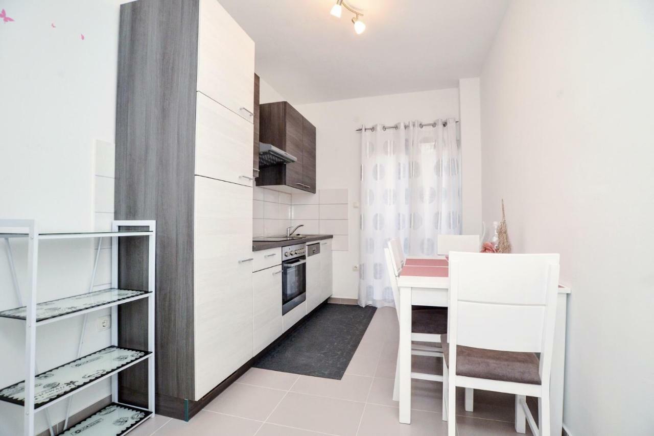 Luxury Apartments Boduja Sukošan Екстериор снимка