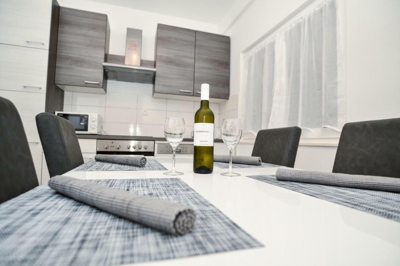 Luxury Apartments Boduja Sukošan Екстериор снимка