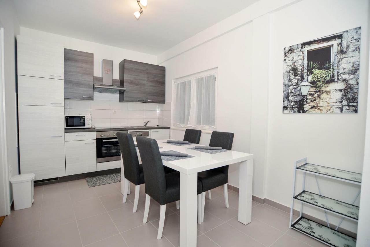 Luxury Apartments Boduja Sukošan Екстериор снимка